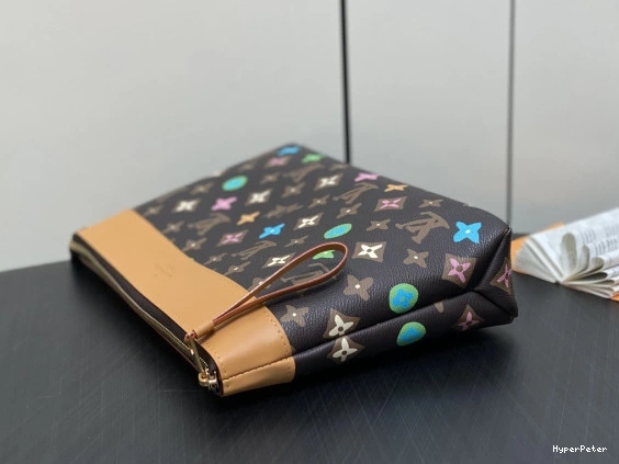 POCHETTE VUITTON SOUPLE-32*21*8CM LOUIS VOYAGE 0714